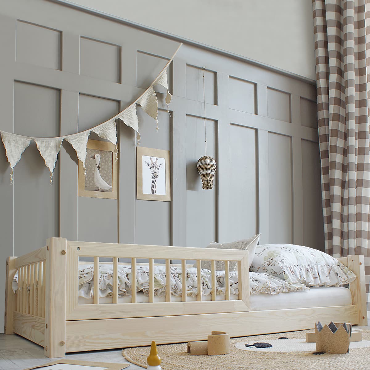 Lit 80x160 barrière et sommier inclus pieds 1 cm Adèle Bois