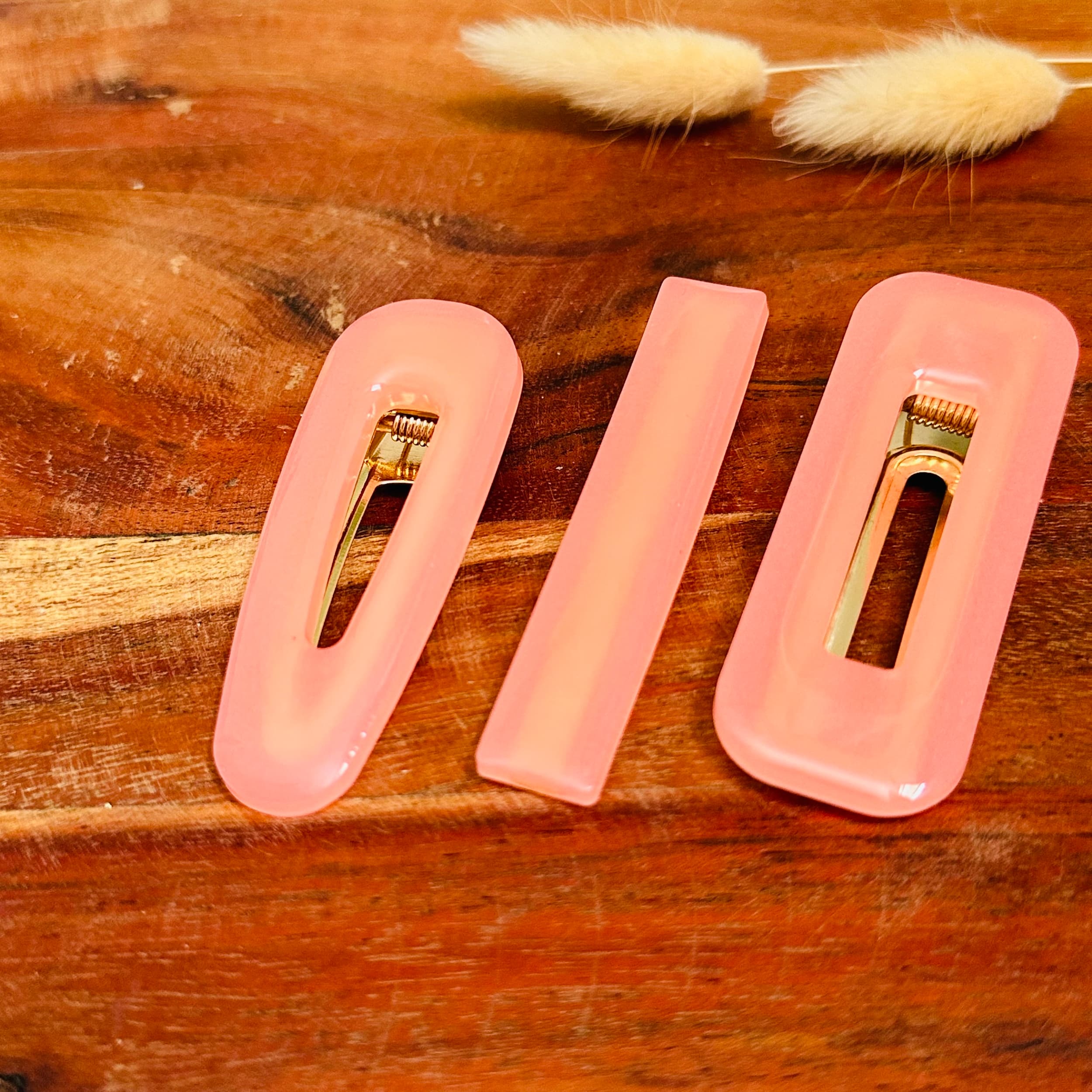 barrette résine pastel corail