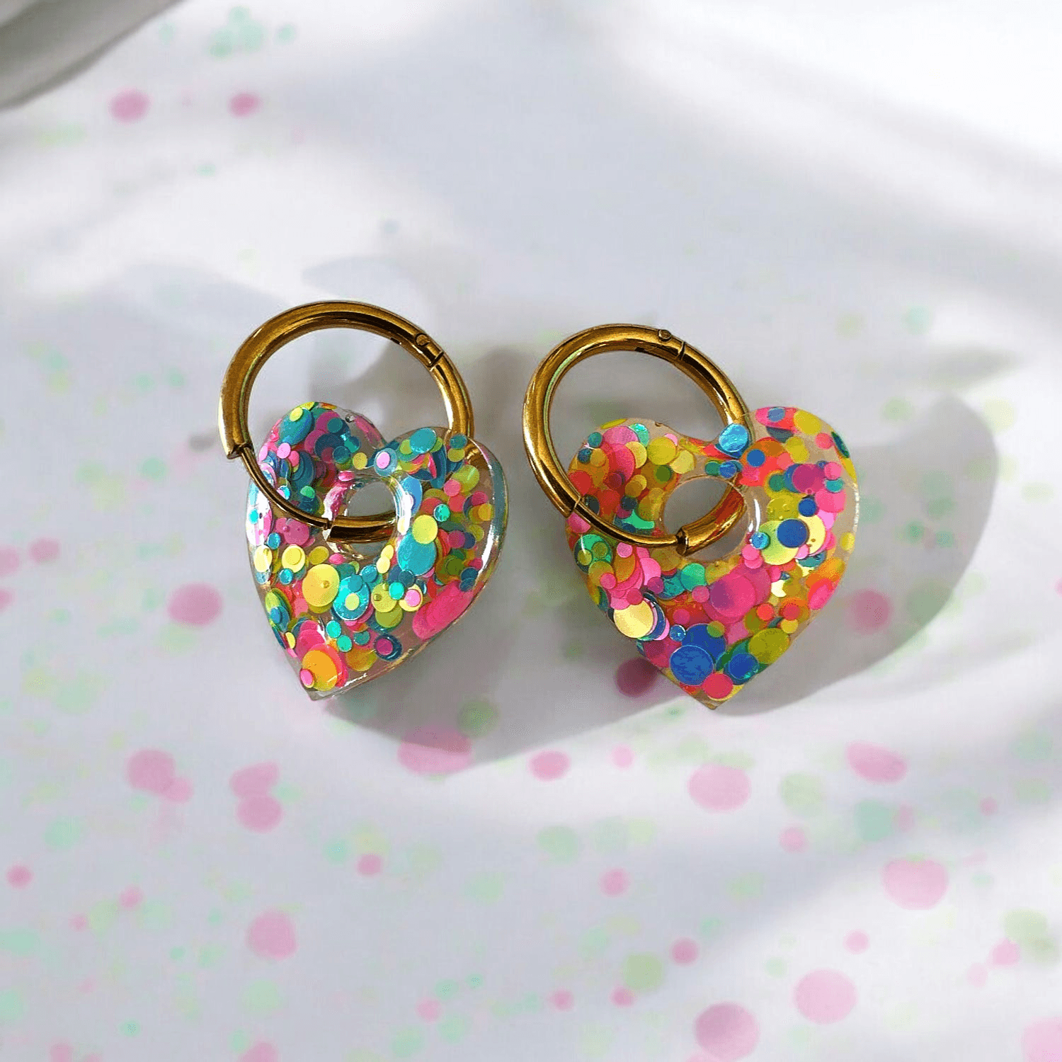 Boucles d'oreilles cœurs confettis