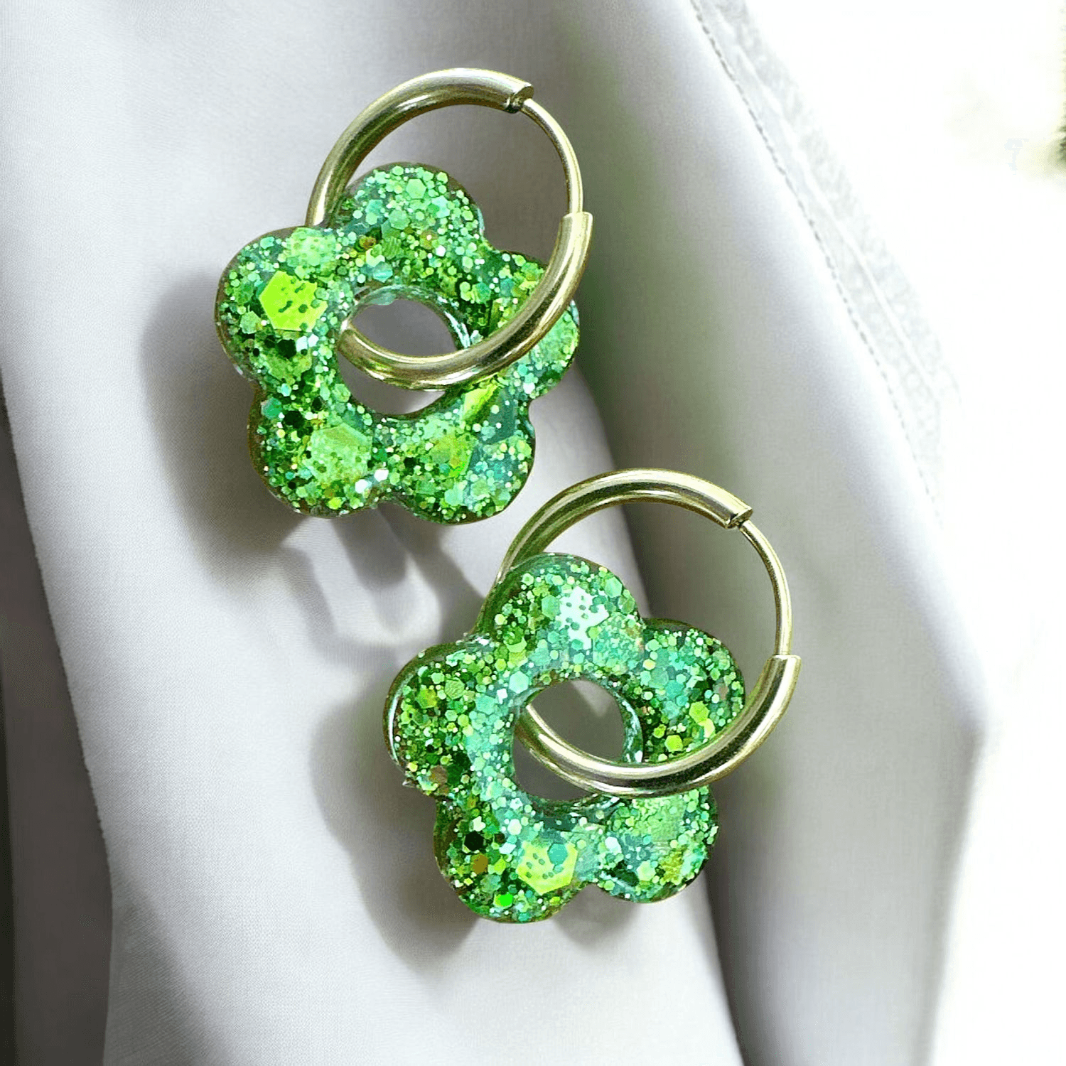 Boucles d'Oreilles Fleur Pailletée Vert tilleuil