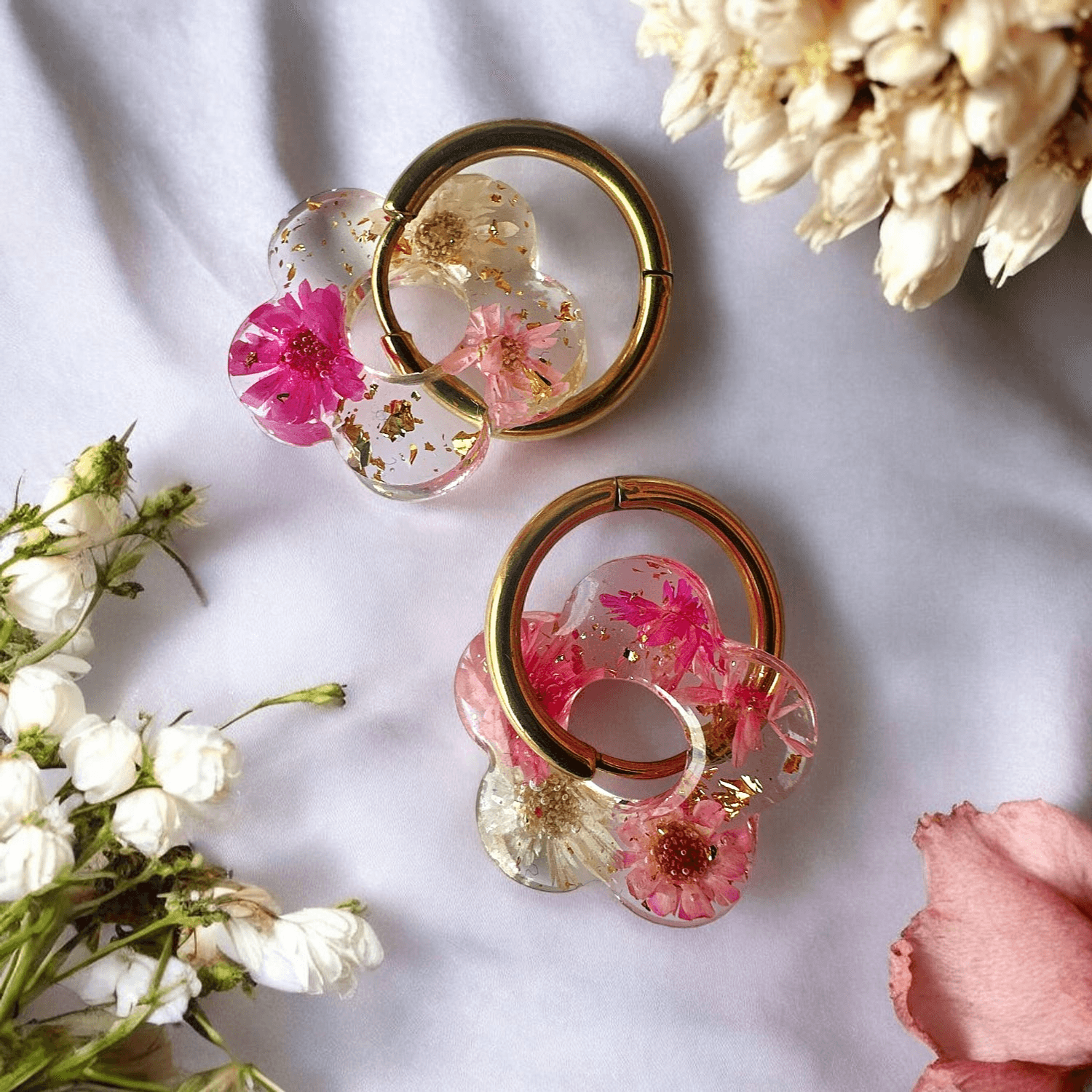 Boucles d'Oreilles Fleurs Résine florale
