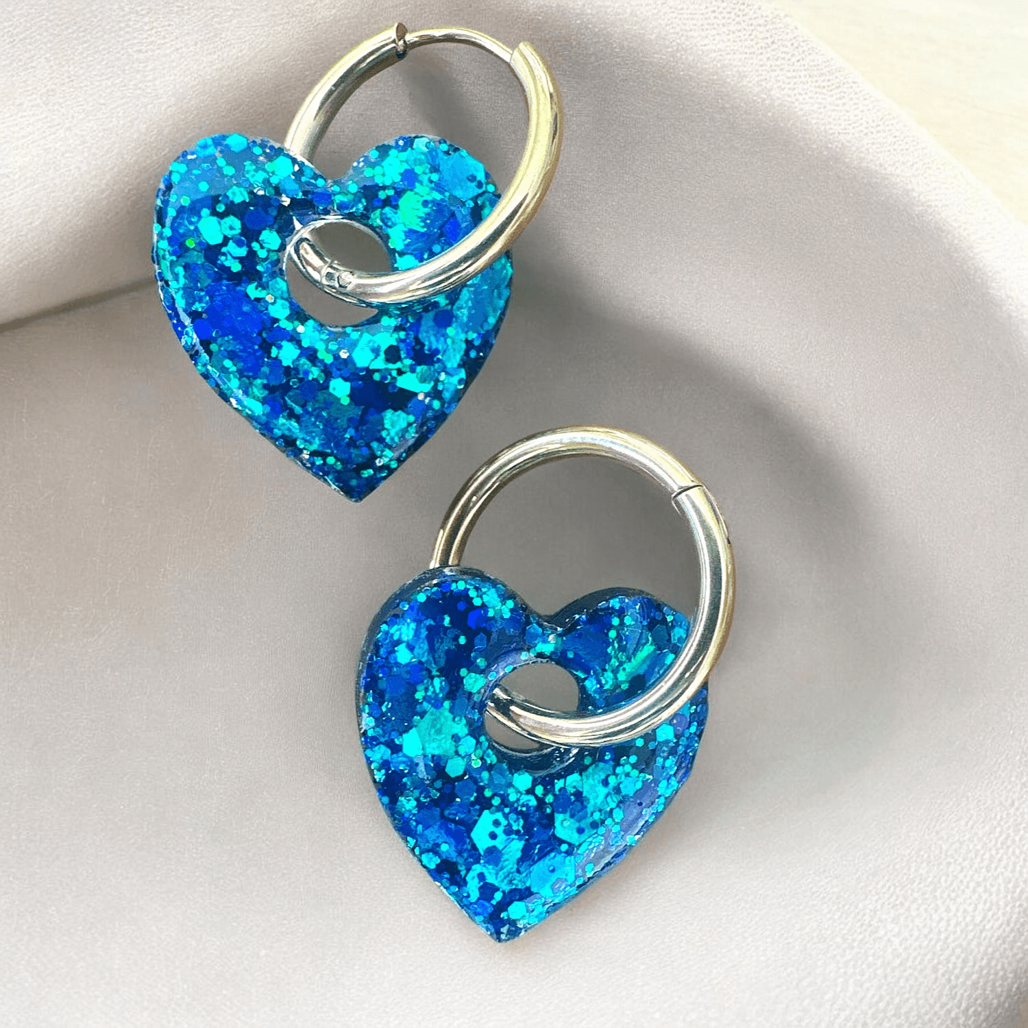 Boucles d'Oreilles Cœur Bleu duo Éclatant