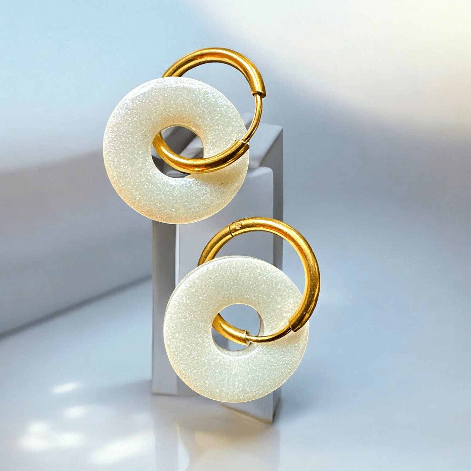 Boucles d'Oreilles cercles Blanc nacré