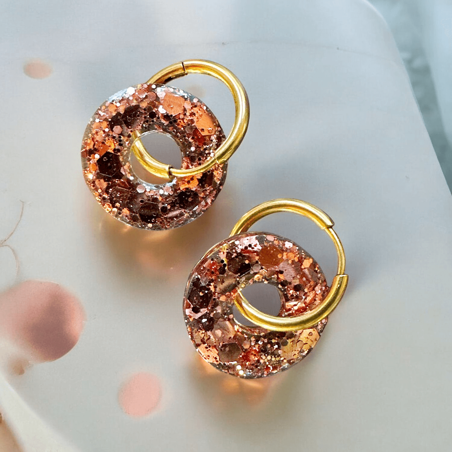 Boucles d'oreilles cercle paillette rose or