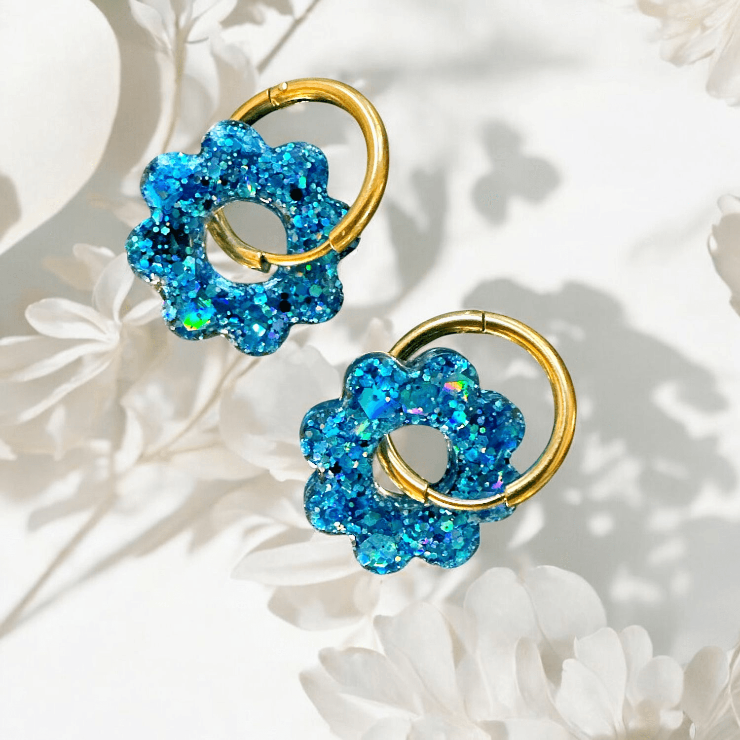 Boucles d'Oreilles soleil paillette bleu turquoise