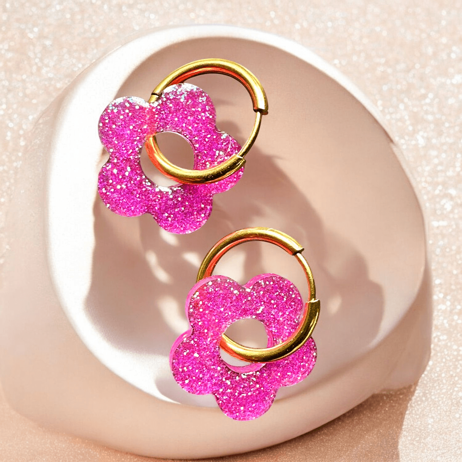 Boucles d'oreilles fleur scintillants paillette fine rose
