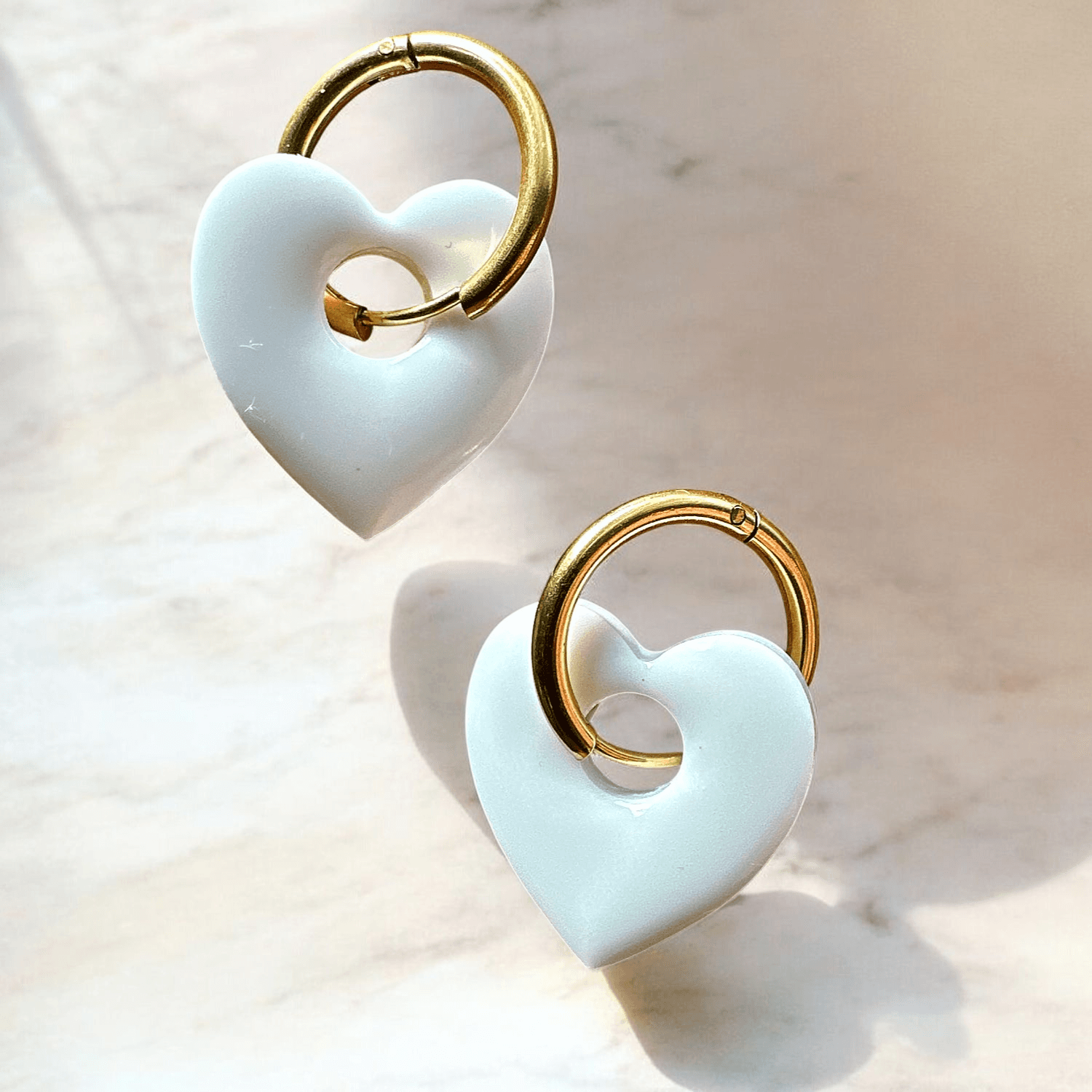 Boucles d'Oreilles Coeur Blanc