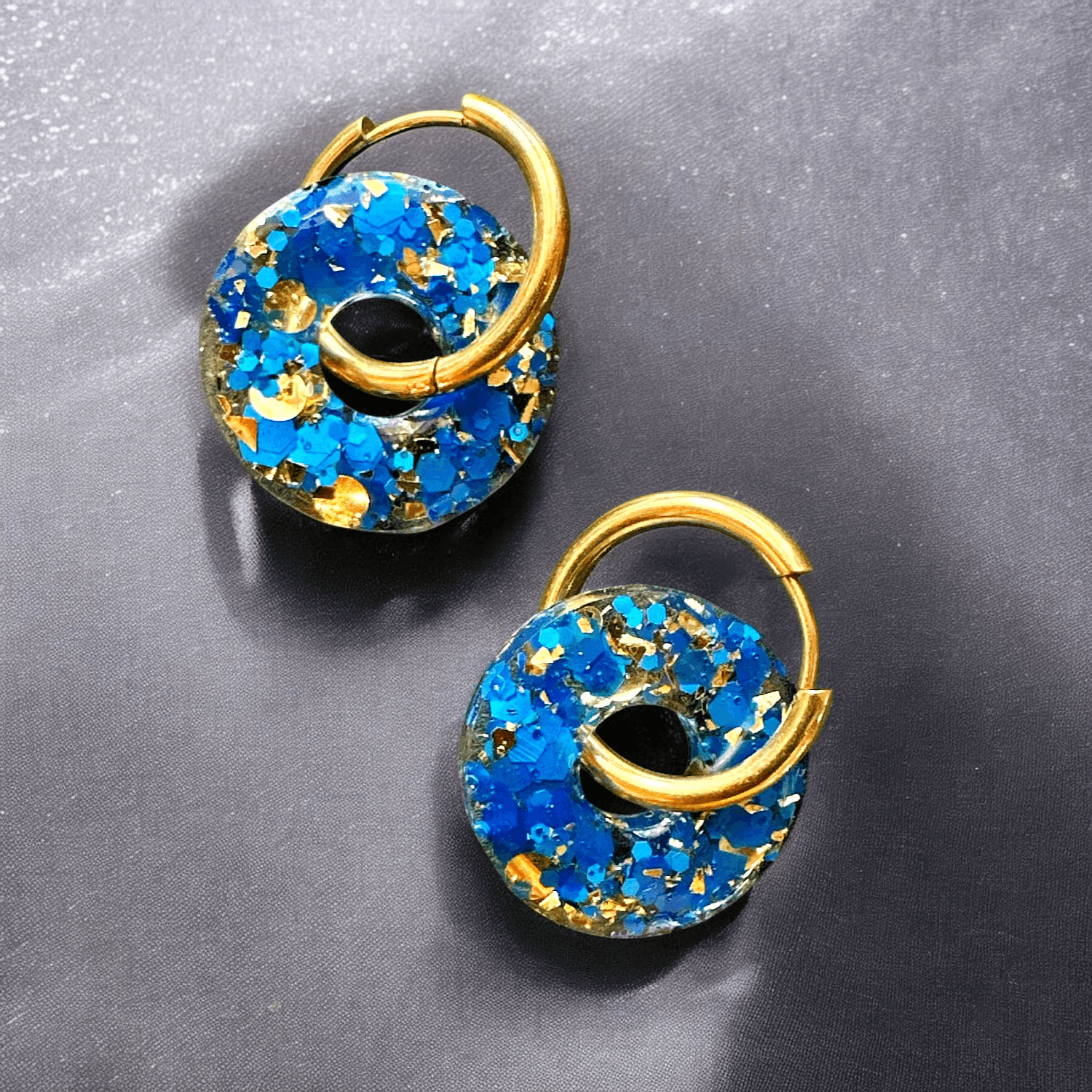 Boucles d'Oreilles cercle paillette Bleu et or