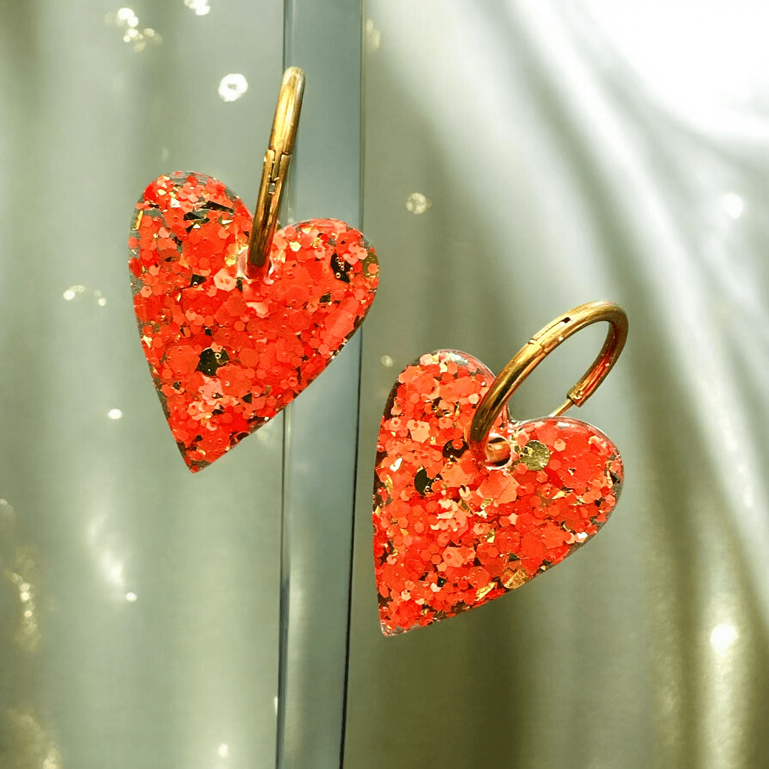 Boucles d'Oreilles maxi cœur paillette orange et or