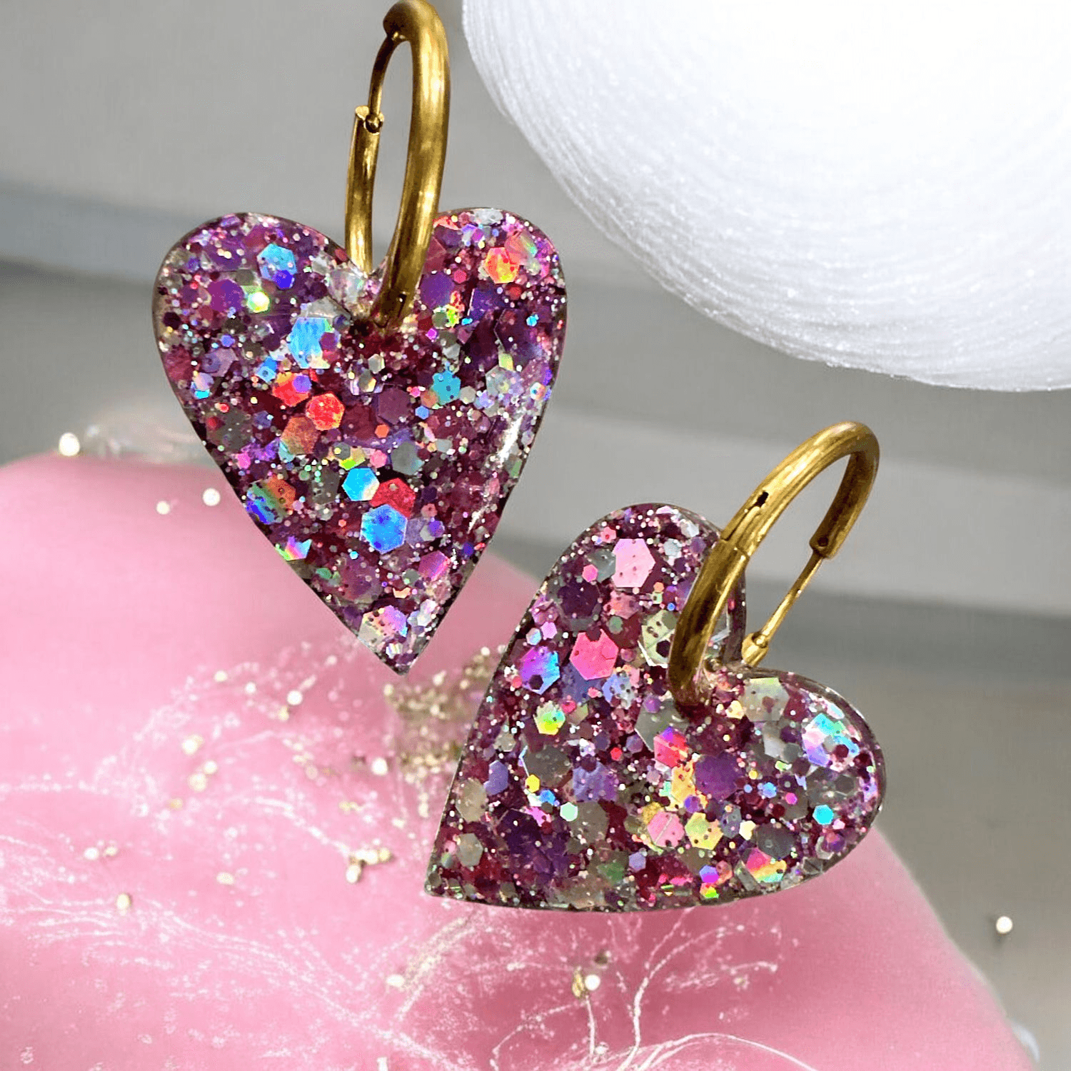 Boucles d'oreilles maxi coeur paillette parme et argent
