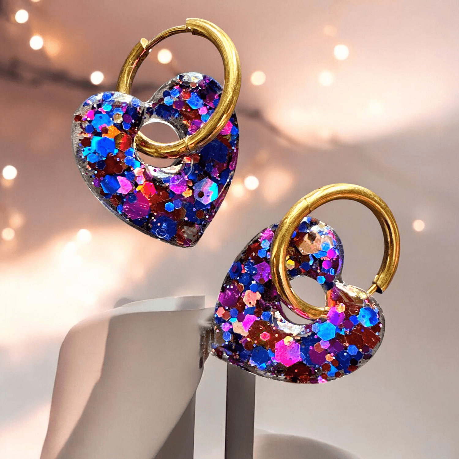 Boucles d'Oreilles Coeur Paillette bleu roi et fushia