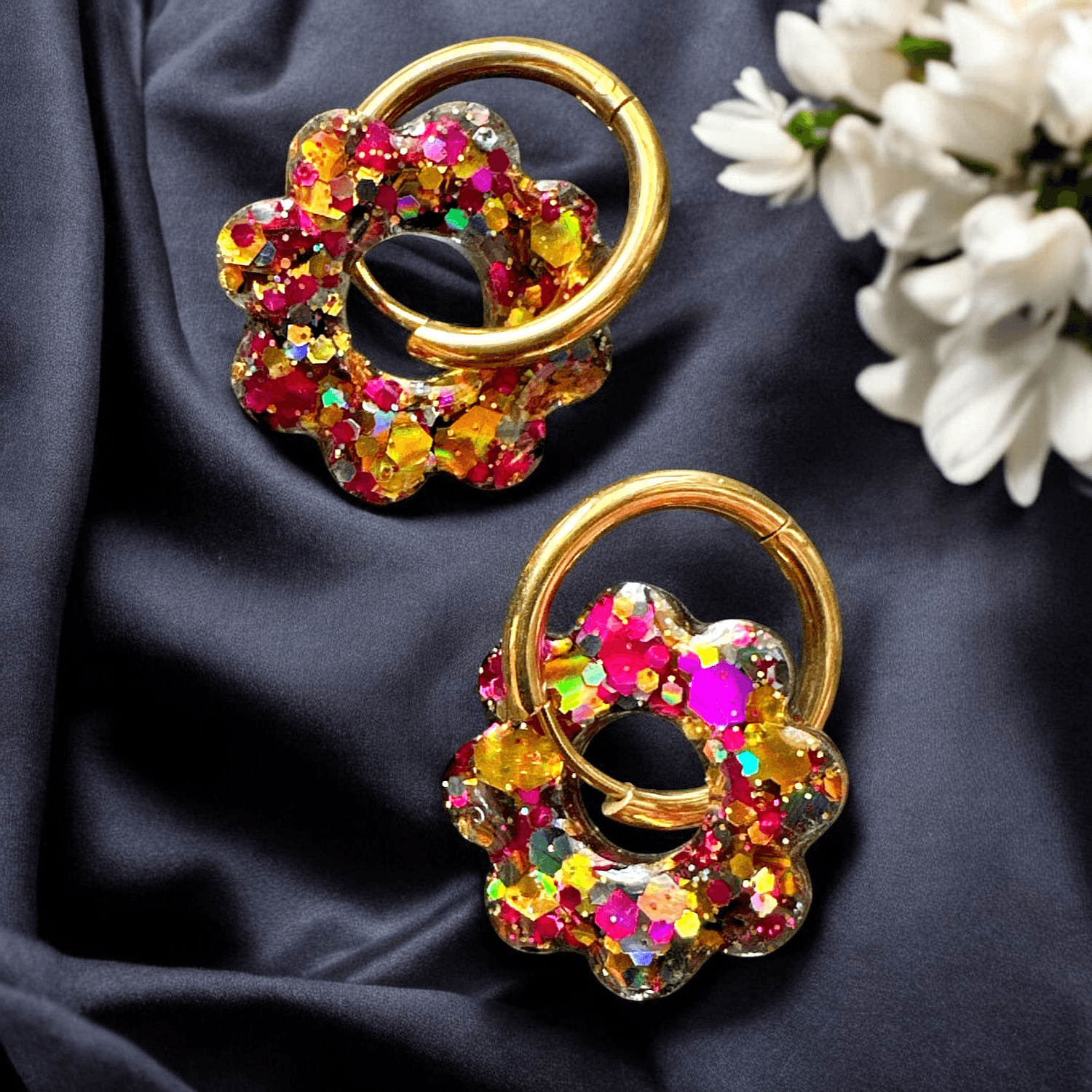 Boucles d'oreilles soleil paillette fushia et or gold