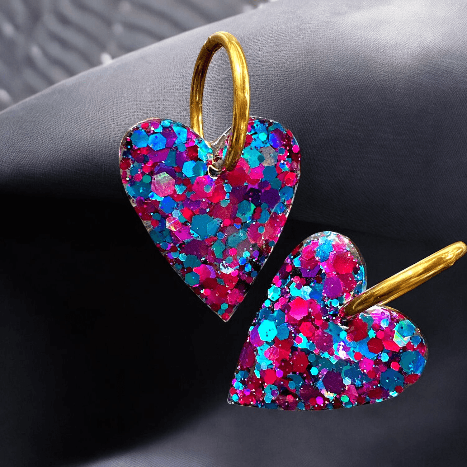 Boucles d'Oreilles maxi cœur paillette bleu turquoise et fushia