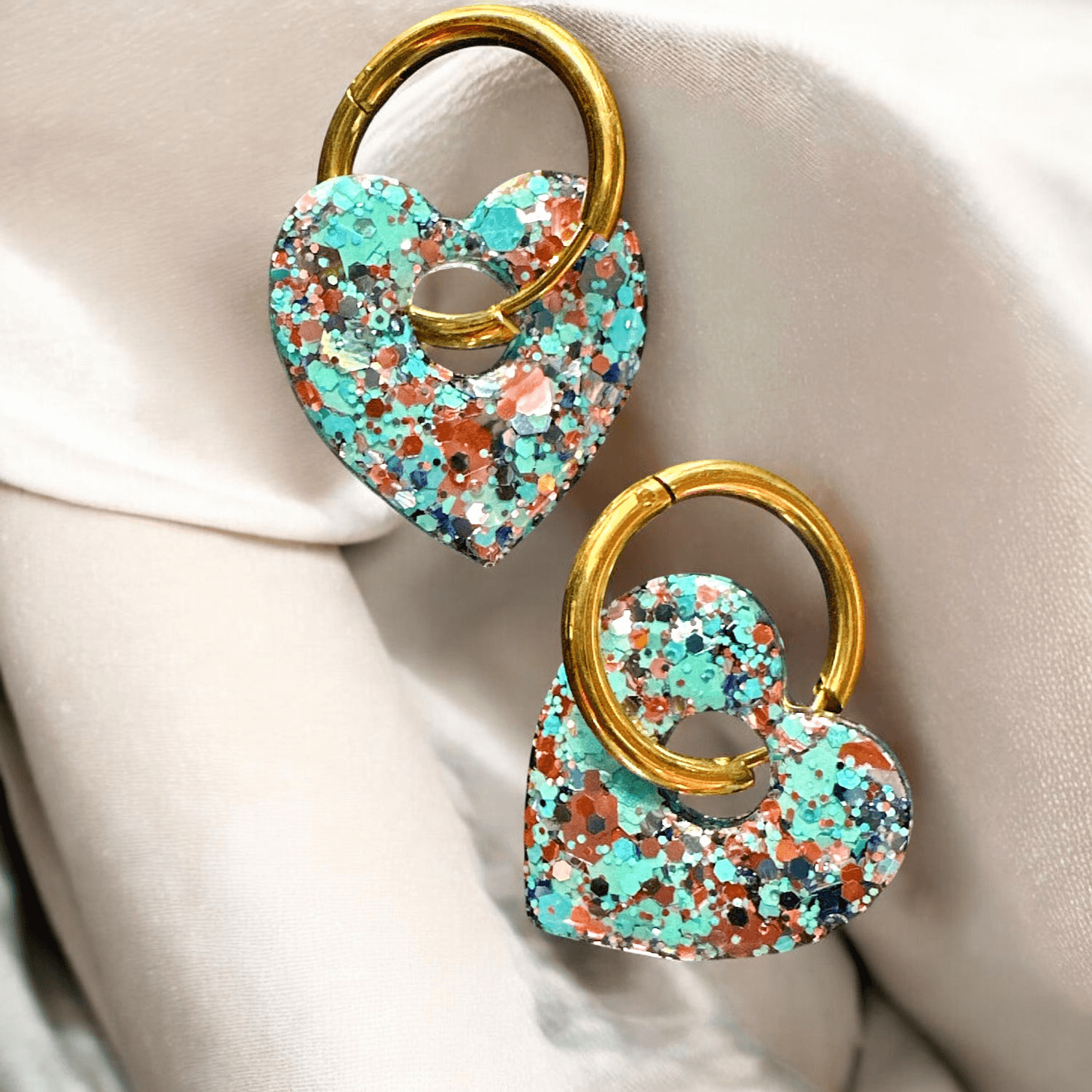 Boucles d'Oreilles Coeur paillette bleu turquoise et argent