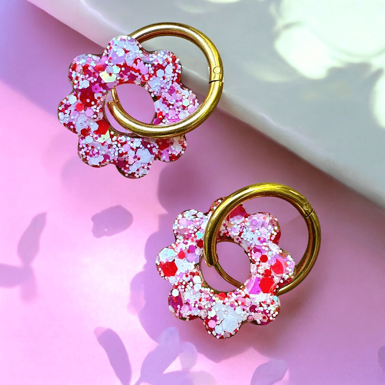Boucles d'Oreilles soleil paillette rouge blanc et rose
