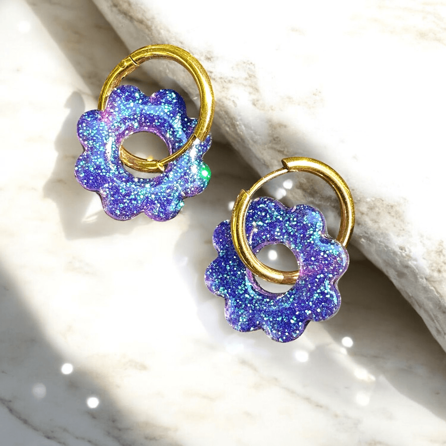 Boucles d'Oreilles soleil paillette fine violet