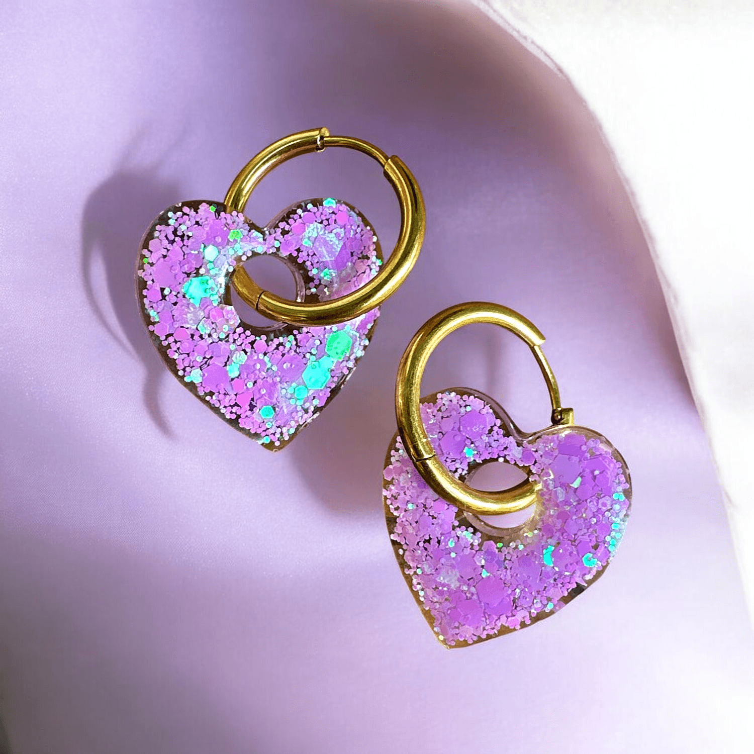 Boucles d'Oreilles Coeur Paillette violet holographique