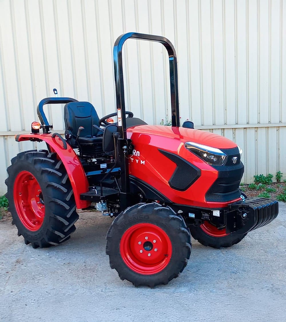 Tractor pequeño TYM F25R — 25HP Giro 52º