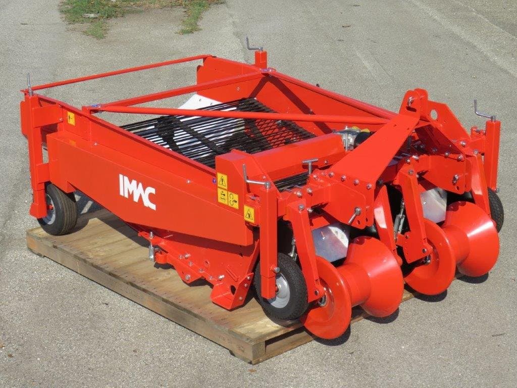 cosechadora de patatas y boniatos, etc. modelo pd – 1650 de 2 hileras con hileradores traseros y con equipamiento estandar