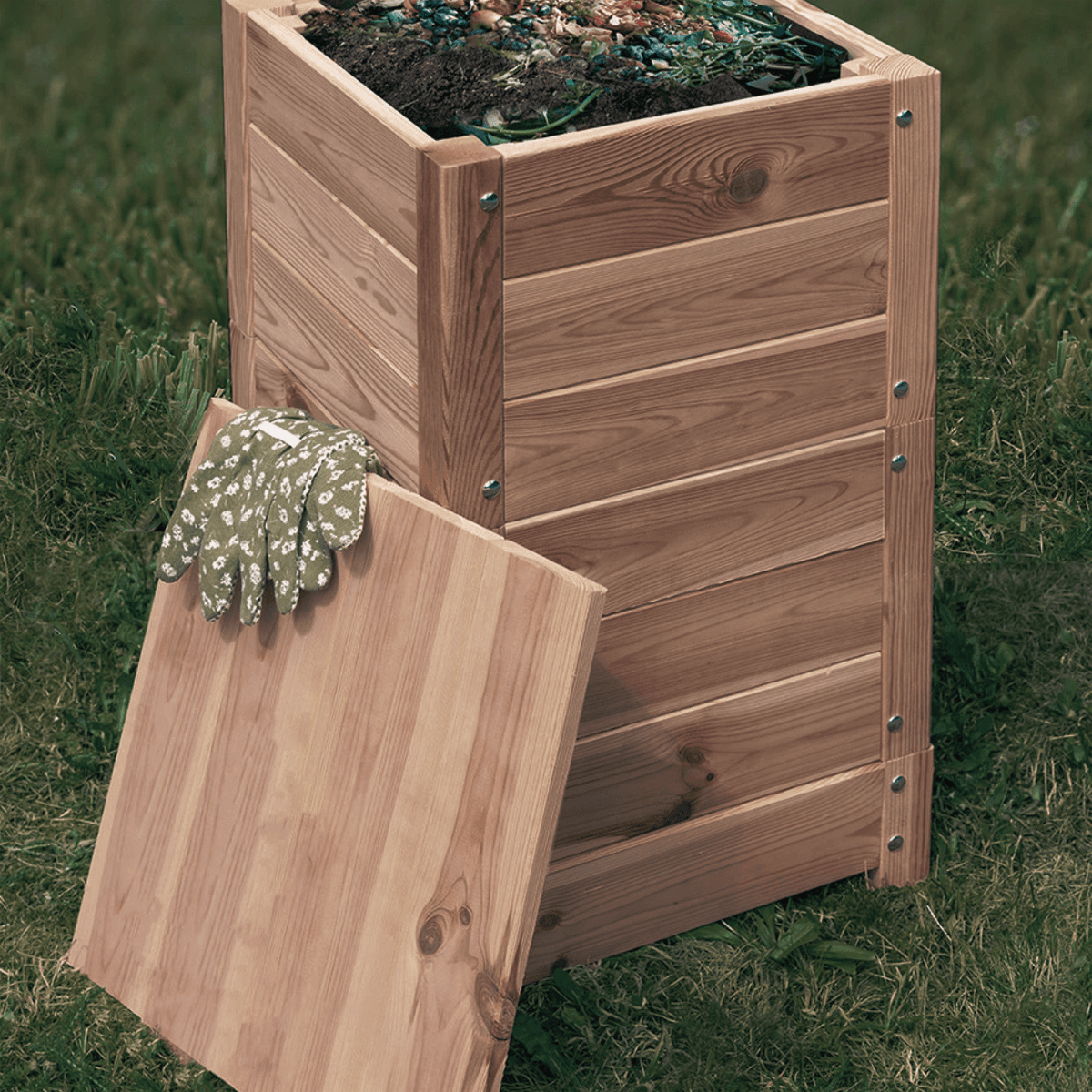 Lombricomposteur en bois marron