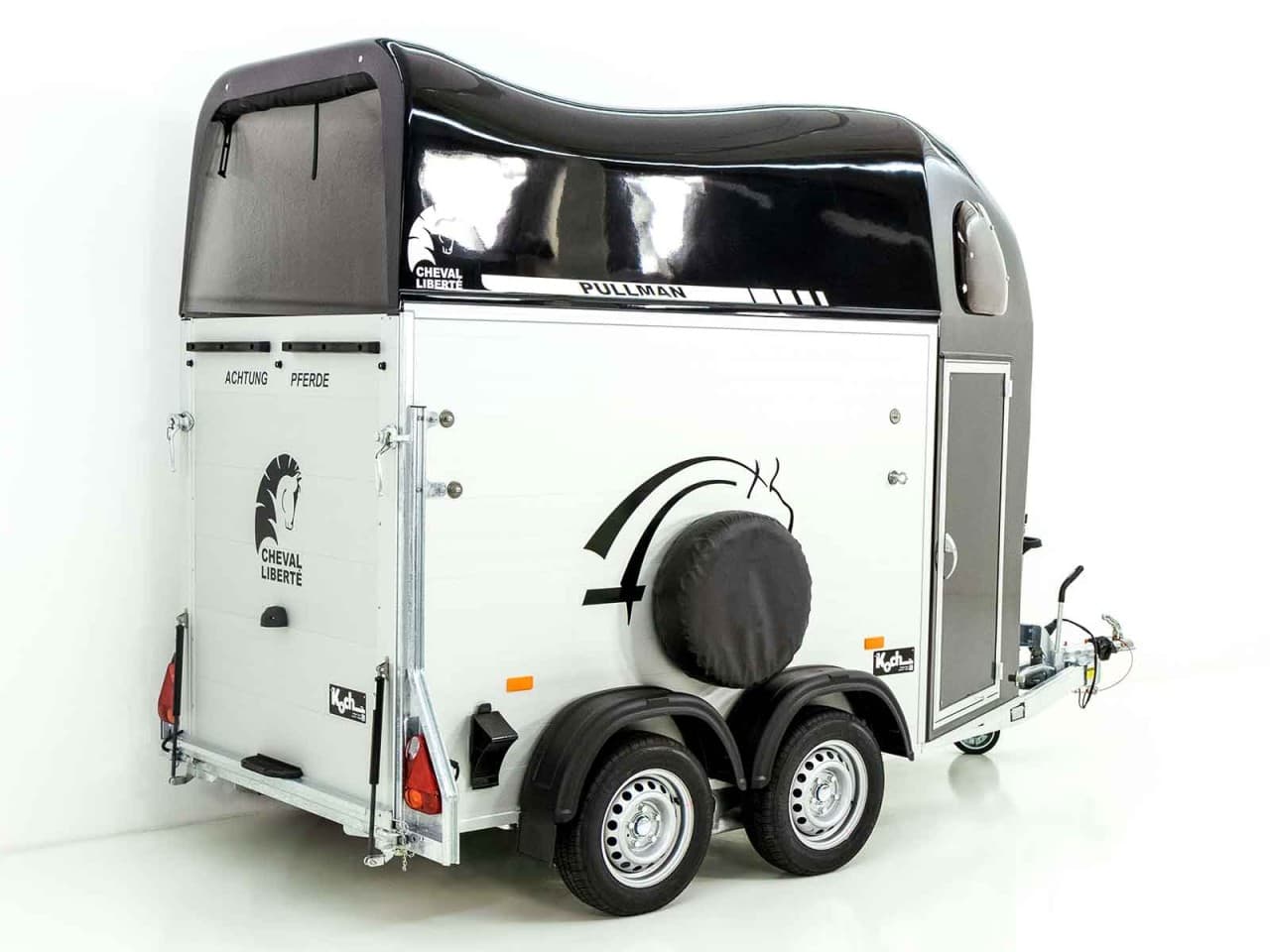 Cheval Liberte Pferdeanhänger GOLD One 1,5er| Pullman-Fahrwerk| schwarz-Neu