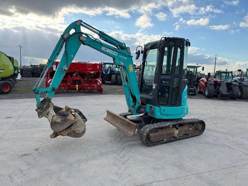 Mini pelle KOBELCO SK 25 SR-6E