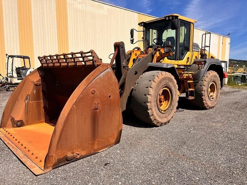 Chargeuse sur Pneus VOLVO L110H – 2015