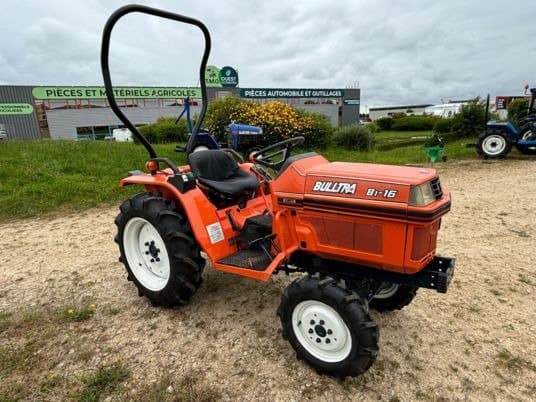 Micro-tracteur Kubota B1-16 – 16 CV – 4RM – Reconditionné