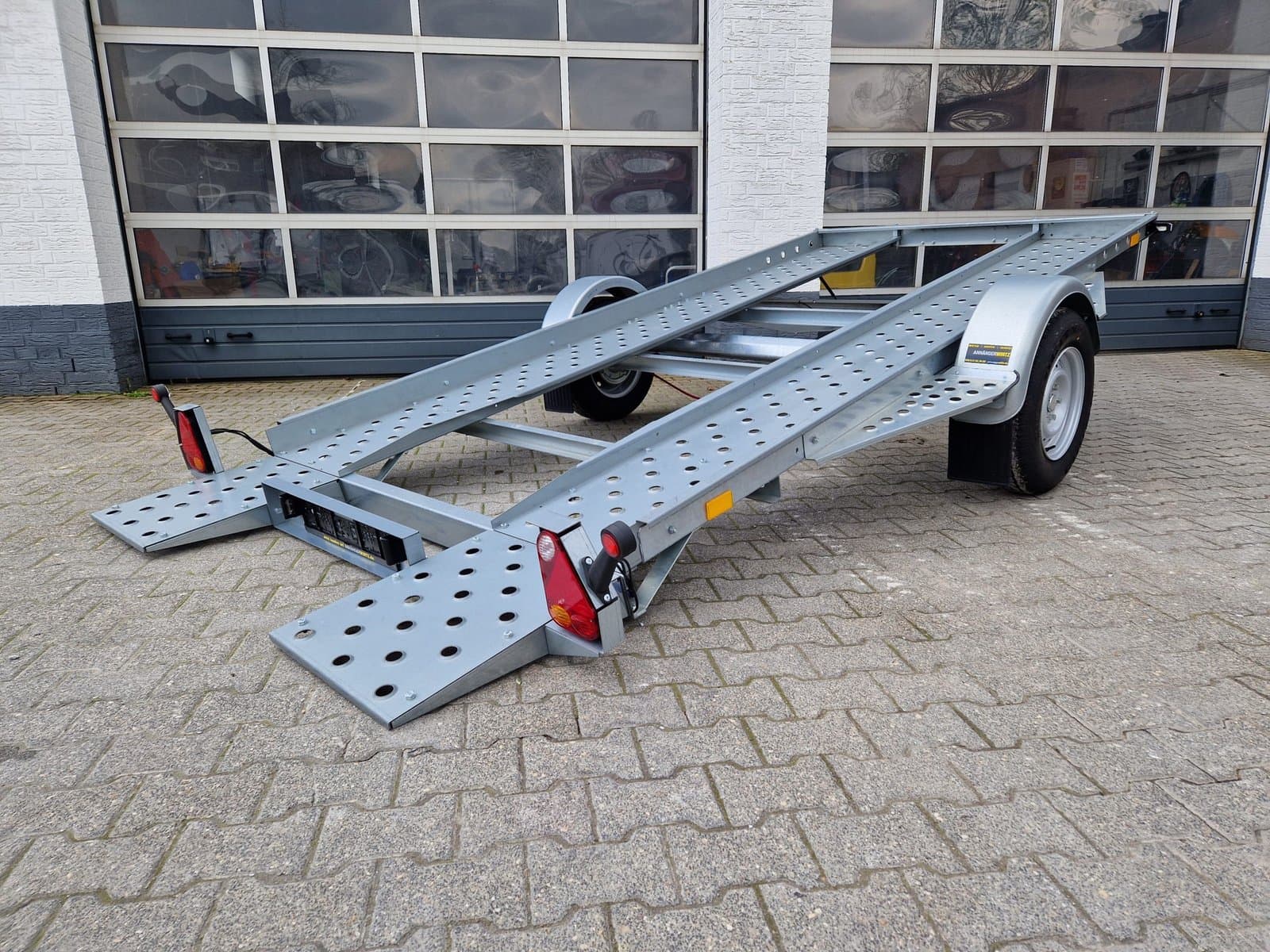 EasyLoad Daytona 362×180 cm, 1800 kg