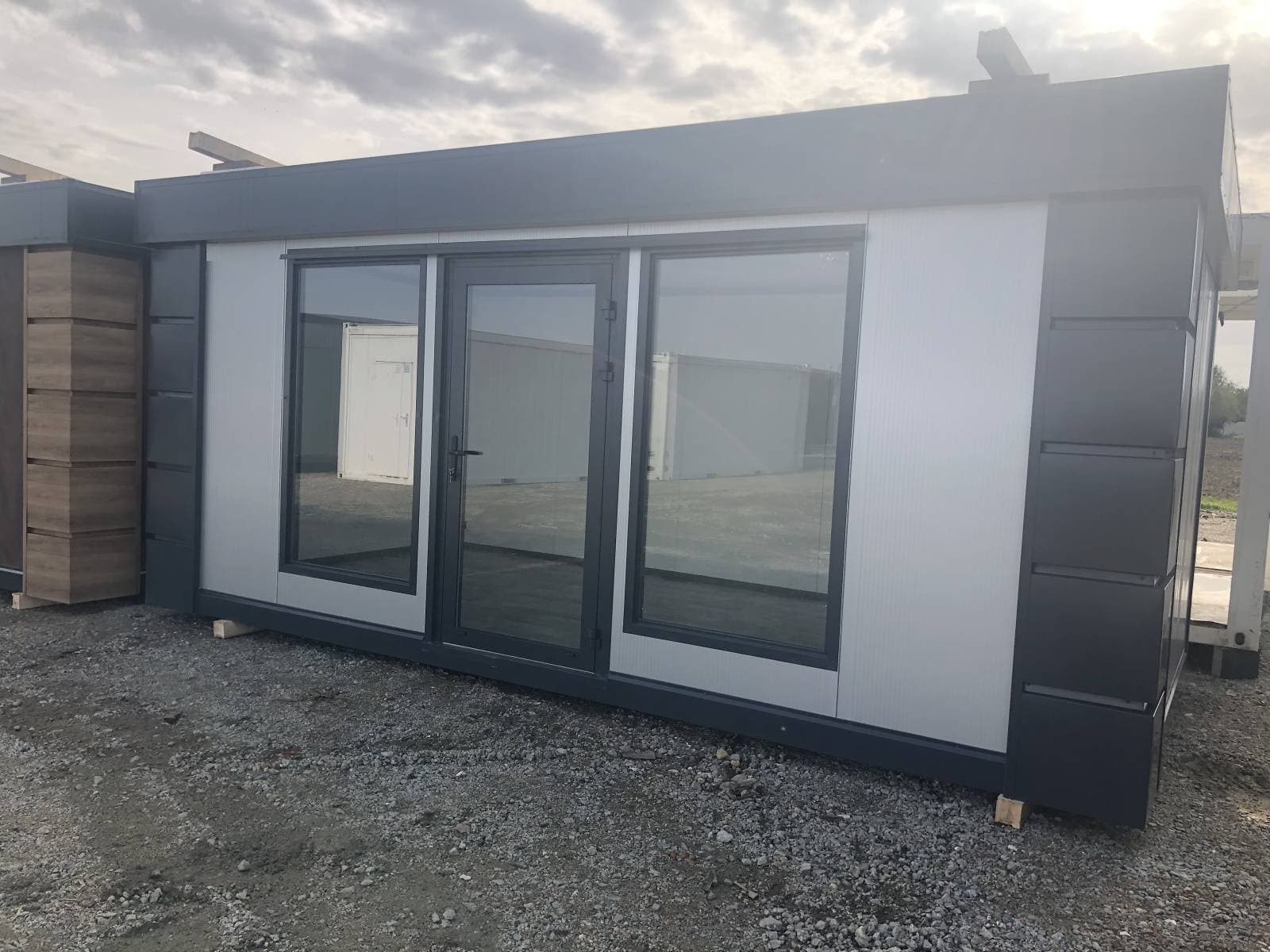 Nowy pawilon biurowy Open Space 2,5 × 6 m