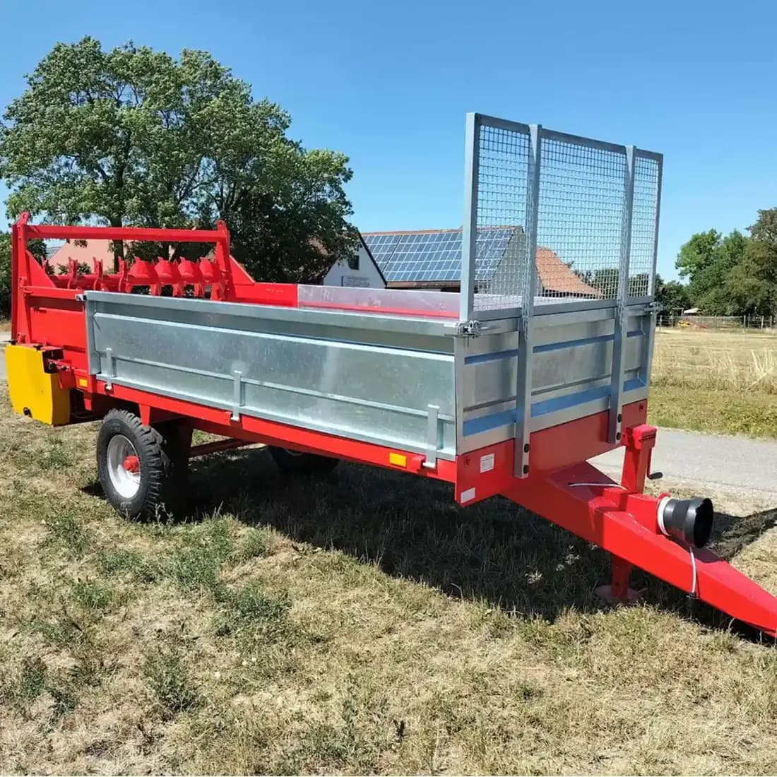 Miststreuer für Pferdemist – 4 Tonnen LF