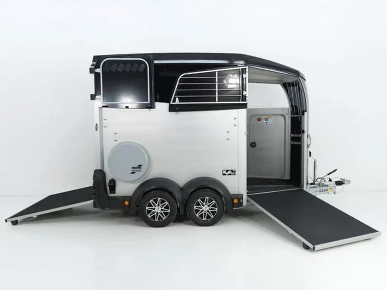 Ifor Williams Pferdeanhänger HBX 511|Frontausstieg|neues Modell|schwarz