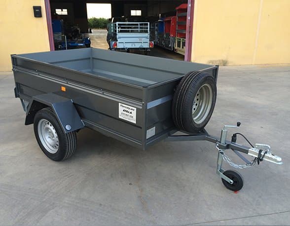 Reboque 1 Eixo 2.000 x 1.300 x 500 – Mma 750 kg