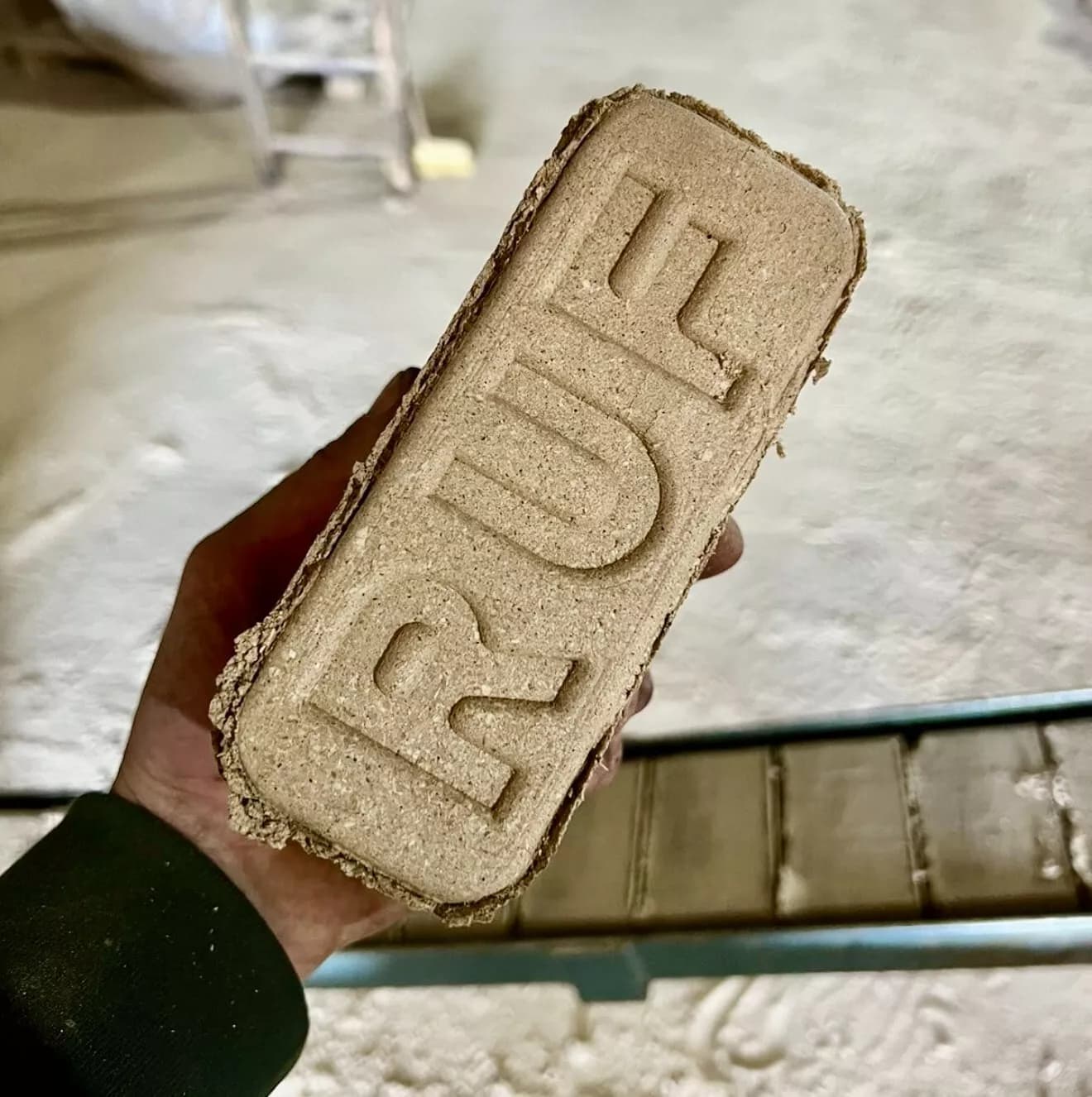 RUF Holzbriketts aus Hartholz 1 Palette = 960 kg Buche Eiche Brennholz 0,39€/kg