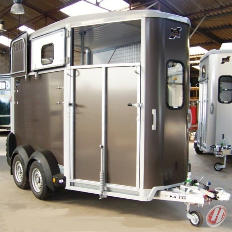 Van de 2 lugares Ifor Williams HB506 Comfort – Plataforma padrão