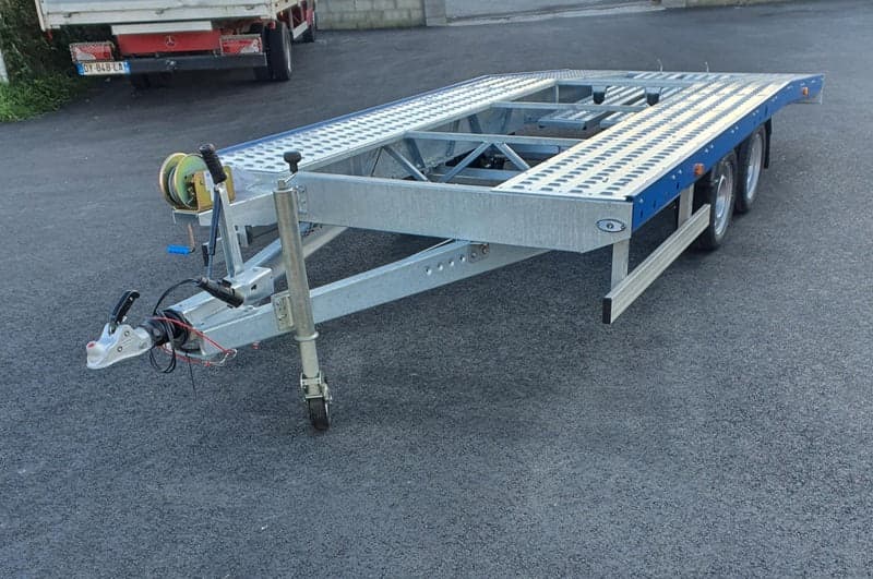 Boro JUPITER porta auto 450 x 200 cm 2700 KG PTAC + accessori gratuiti