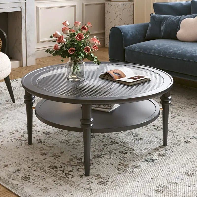 طاولة خشبية بتصميم زيزينيا