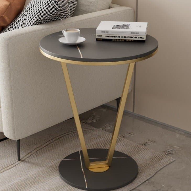 طاولة جانبية بتصميم مميز أنيق