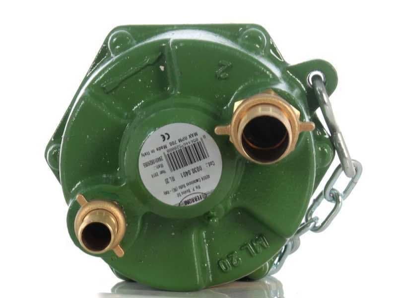 Wasserpumpe an der Zapfwelle des Traktors Ferroni ML 20, 30-19 mm Anschluss