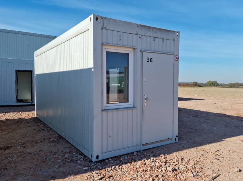 Conteneur Bureau Résidentiel 15 m² avec Douche et WC