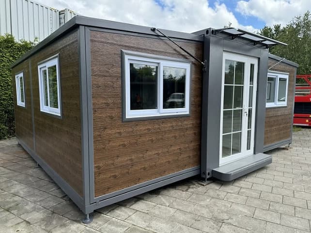 Mobiler Container - Tiny House mit zwei Schlafzimmern und Küche, Modell 2024