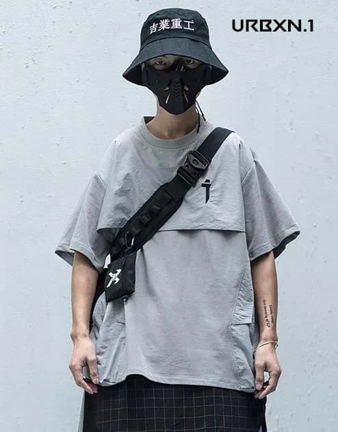 Japanese Streetwear T Shirt - L