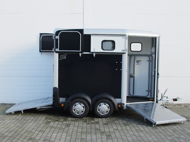 Ifor Williams Pferdeanhänger HB506|Frontausstieg|Klappenkombi|schwarz-Neu