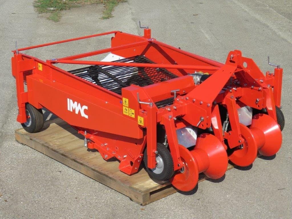 cosechadora de patatas y boniatos, etc. modelo pd – 1650 de 2 hileras con hileradores traseros y con equipamiento estandar