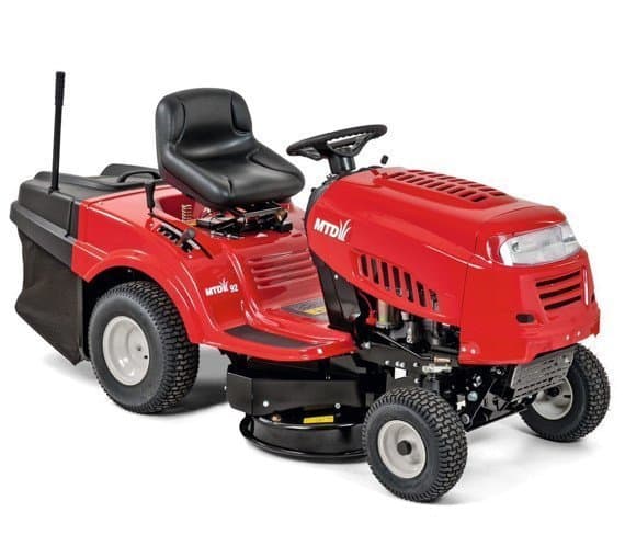 MTD 92 Selbstfahrender Traktor mit integrierter Grasfangbox