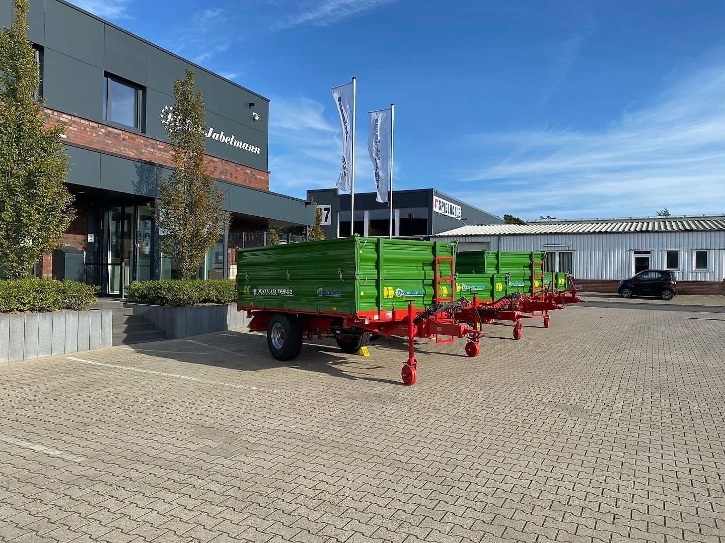 Pronar T 654/2, (6 to. z.GG.), Ein-Achs-Dreiseitenkipper, Einachskipper, Kipperanhänger, Einachser Kipper, Landwirtschaftlicher Kipper