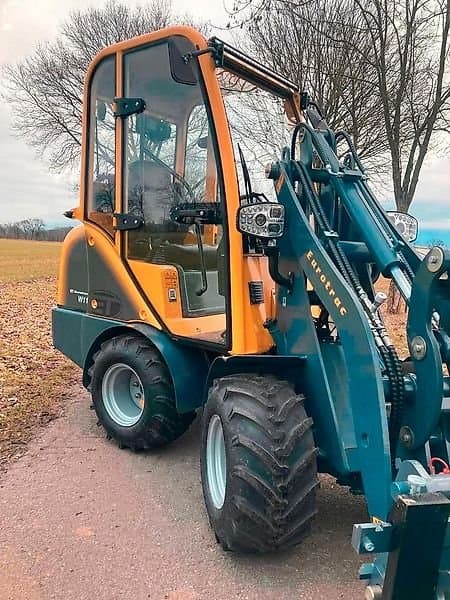 Hoflader Eurotrac W11. Sonderaktion inkl. Schaufel und Palettengabel .Finanzierungsangebot hier!! ab 295 € Monatlich.