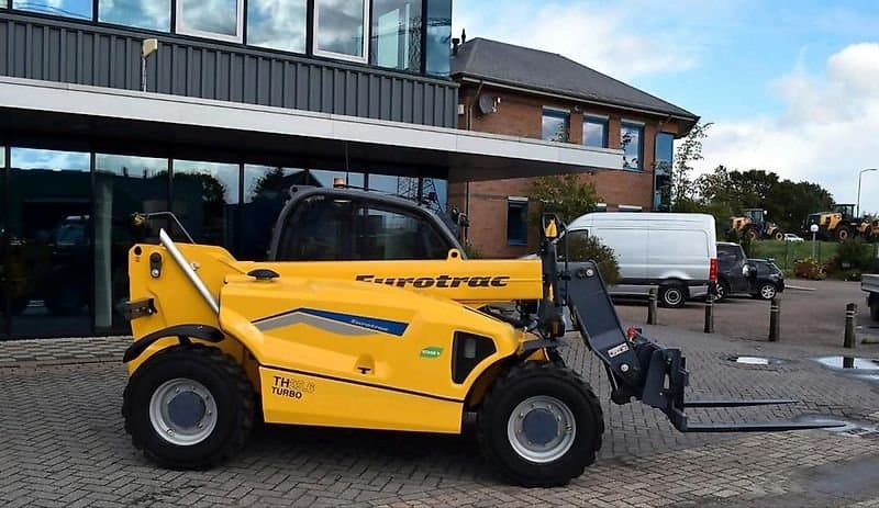 NEU !! Teleskoplader Eurotrac TH 25.6