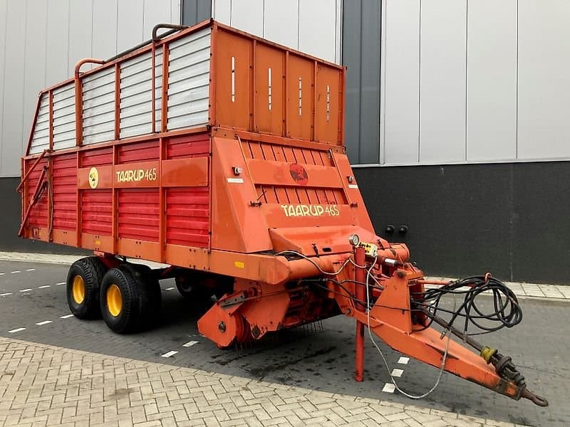 Taarup 465 opraapwagen