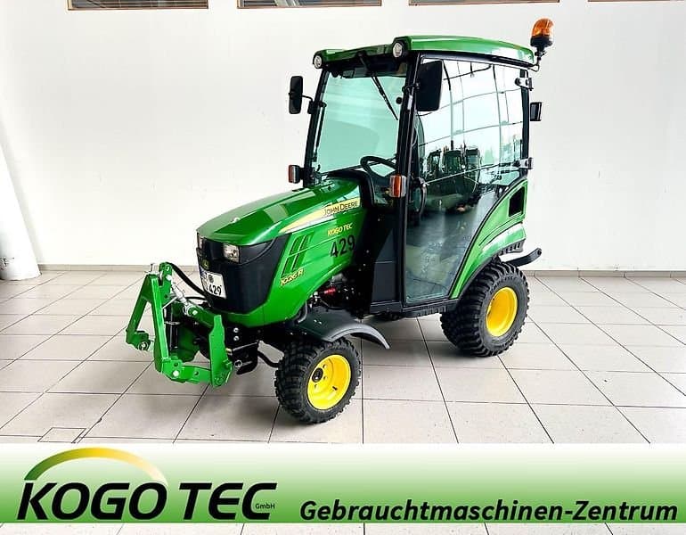 John Deere 1026R – 12 h · Kompakttraktoren · 19 kW · Neu · MPN 8415733